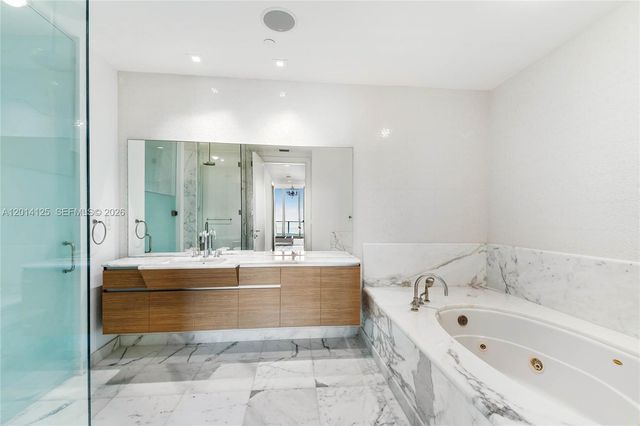 2627 S Bayshore Dr 2601, Miami, FL 33133