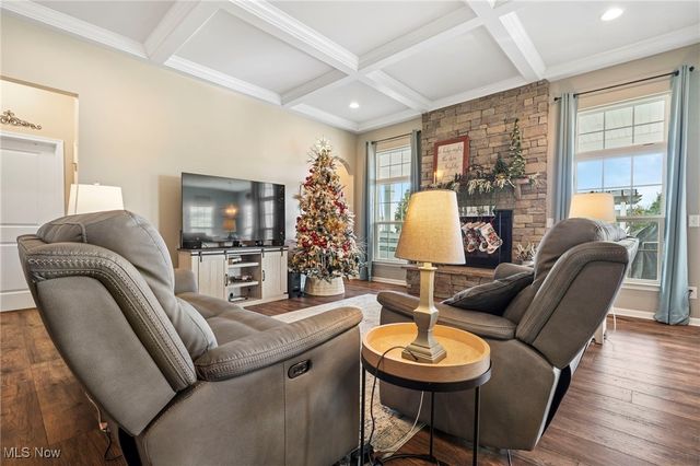 6684 Leestone Avenue NE, Canton, OH 44721