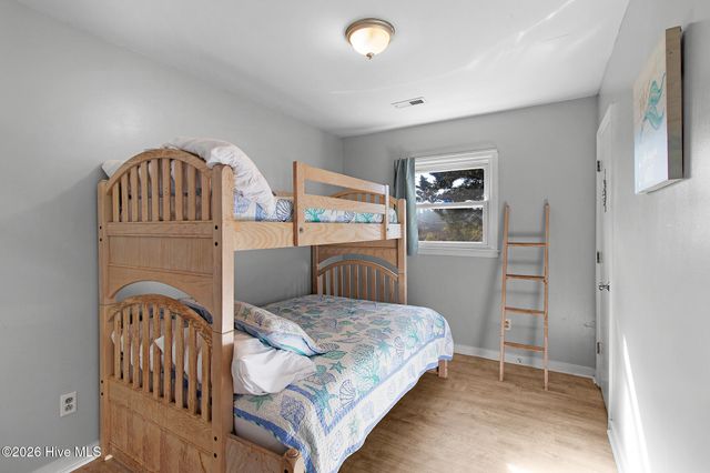 124 Leffers Lane, Beaufort, NC 28516