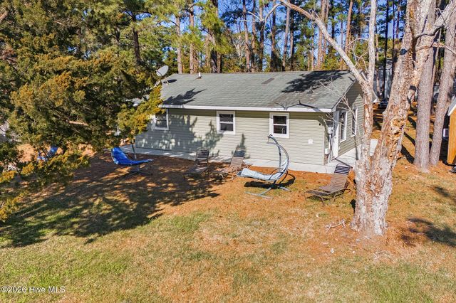 124 Leffers Lane, Beaufort, NC 28516