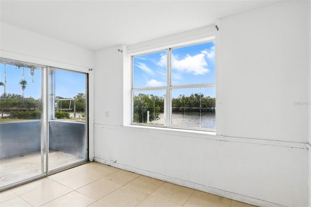 8940 ROCKY CREEK DRIVE, Tampa, FL 33615