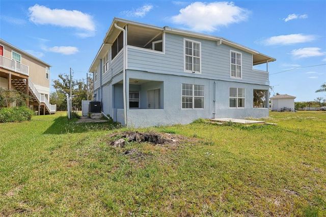 8940 ROCKY CREEK DRIVE, Tampa, FL 33615