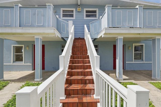 8940 ROCKY CREEK DRIVE, Tampa, FL 33615