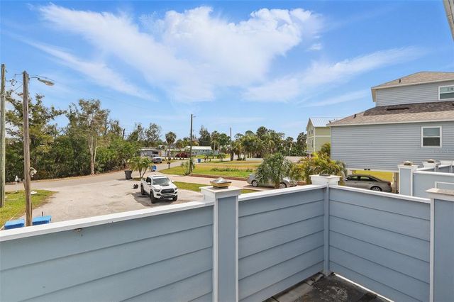 8940 ROCKY CREEK DRIVE, Tampa, FL 33615