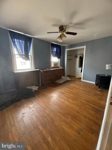 232 ASHBY RD, Upper Darby, PA 19082