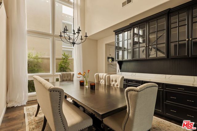 23216 Park Corniche, Calabasas, CA 91302