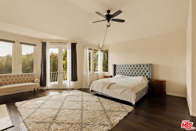 23216 Park Corniche, Calabasas, CA 91302