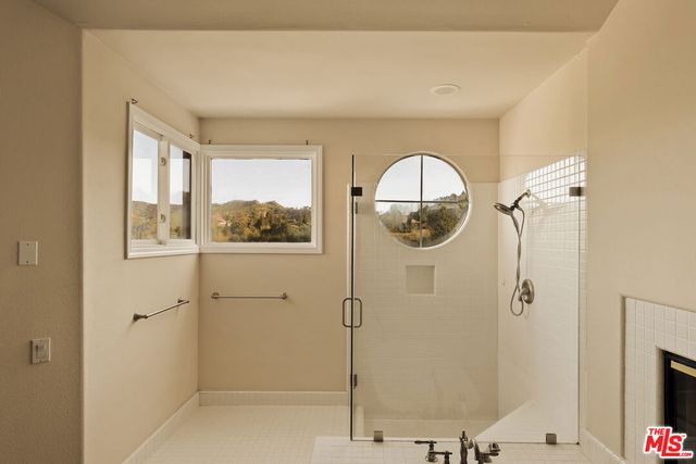 23216 Park Corniche, Calabasas, CA 91302