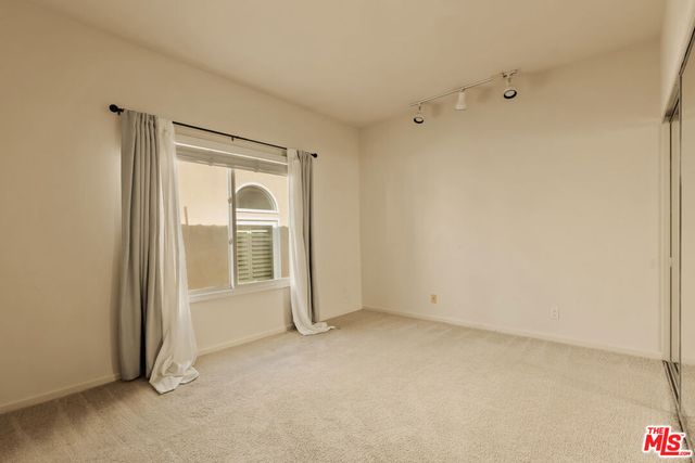 23216 Park Corniche, Calabasas, CA 91302
