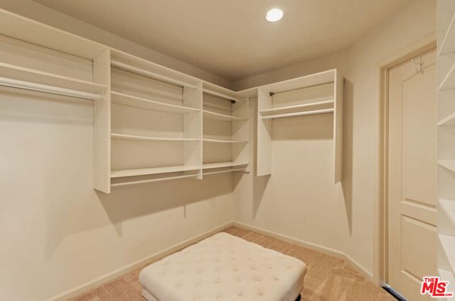 23216 Park Corniche, Calabasas, CA 91302