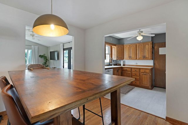 1416 W 7th Street, Cedar Falls, IA 50613
