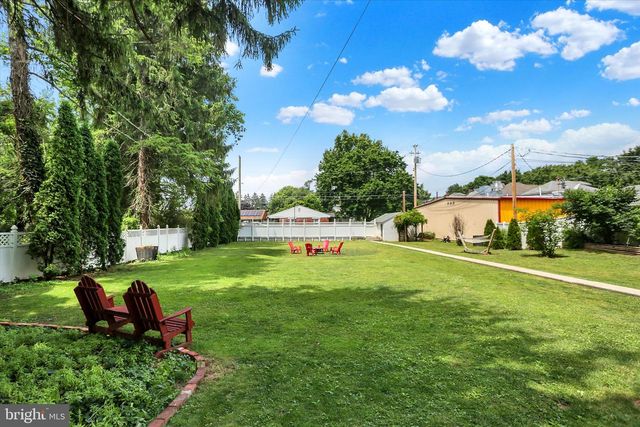 528 S HANOVER ST, Carlisle, PA 17013