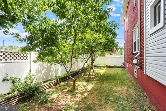528 S HANOVER ST, Carlisle, PA 17013