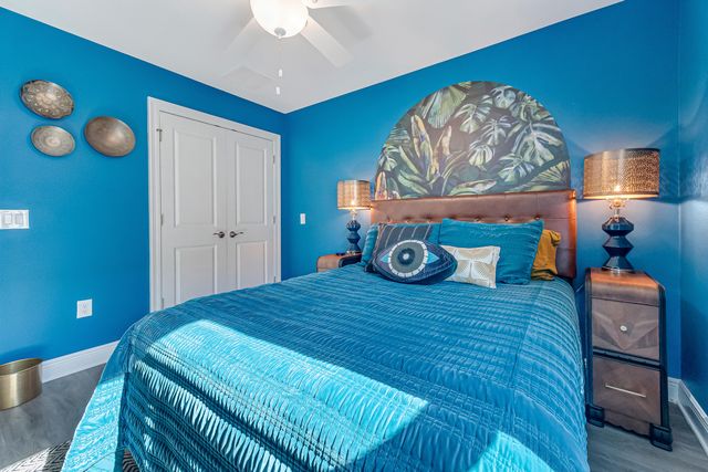 2339 Hadleigh Hills Court, Navarre, FL 32566