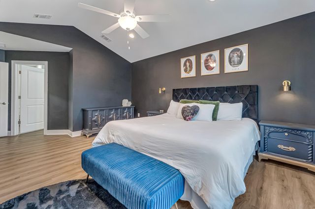 2339 Hadleigh Hills Court, Navarre, FL 32566