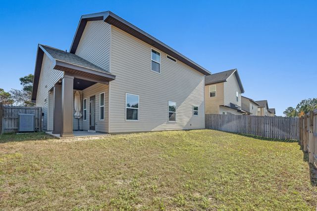 2339 Hadleigh Hills Court, Navarre, FL 32566