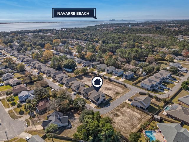 2339 Hadleigh Hills Court, Navarre, FL 32566