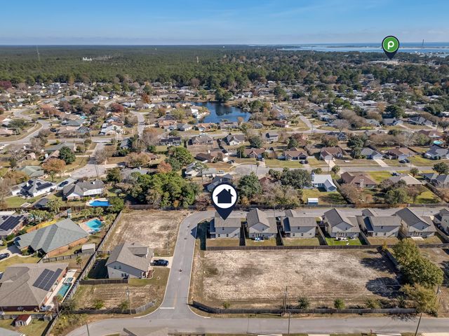 2339 Hadleigh Hills Court, Navarre, FL 32566