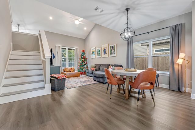 2339 Hadleigh Hills Court, Navarre, FL 32566