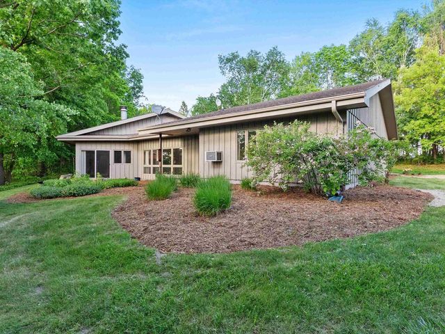 N5682 Meadowlark Road, Sheboygan Falls, WI 53085