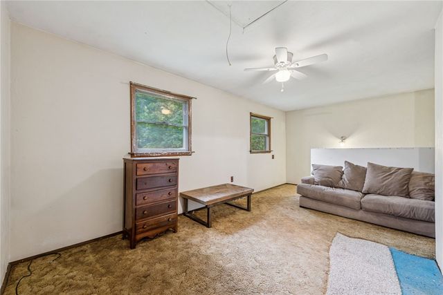 131 Pershing Ave, Bullskin Twp, PA 15666