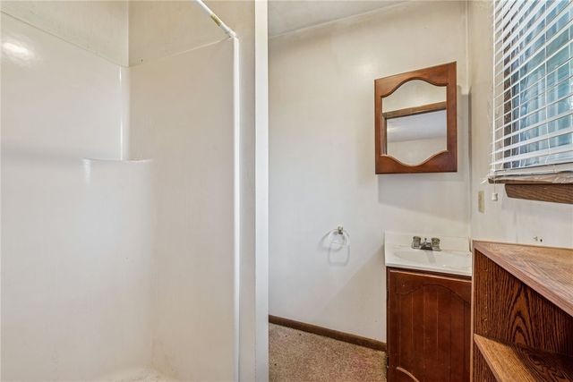 131 Pershing Ave, Bullskin Twp, PA 15666