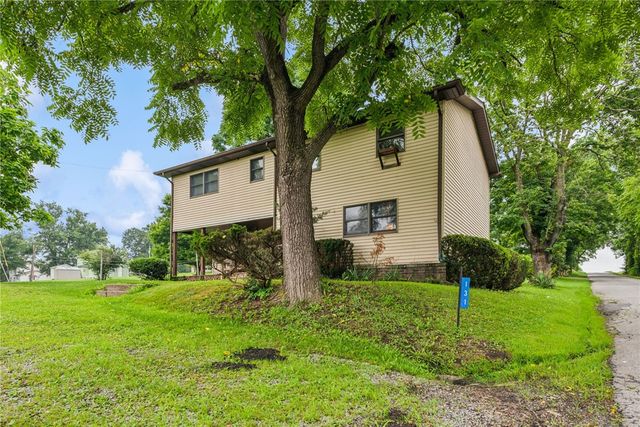 131 Pershing Ave, Bullskin Twp, PA 15666