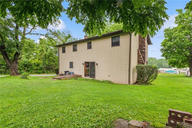 131 Pershing Ave, Bullskin Twp, PA 15666