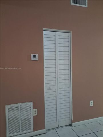 28322 SW 141st Ct, Homestead, FL 33033