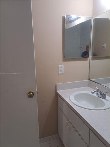 28322 SW 141st Ct, Homestead, FL 33033