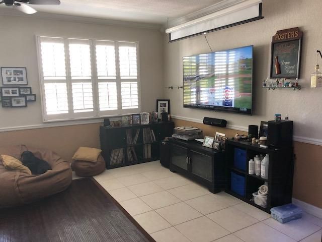 118 Ocean Cay Way, Hypoluxo, FL 33462