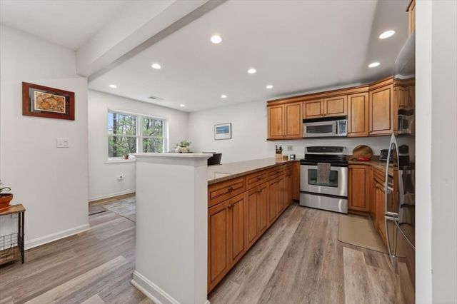 3502 Tuckers Ln 3502, Hingham, MA 02043