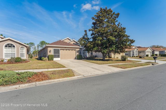447 Greenwich Circle, Spring Hill, FL 34609