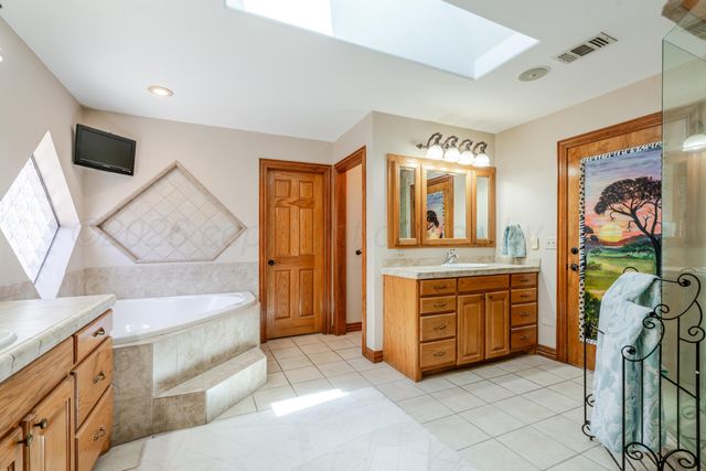 33 CANYON RIM Drive, Canyon, TX 79015