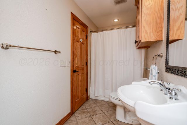 33 CANYON RIM Drive, Canyon, TX 79015