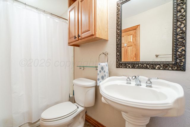 33 CANYON RIM Drive, Canyon, TX 79015
