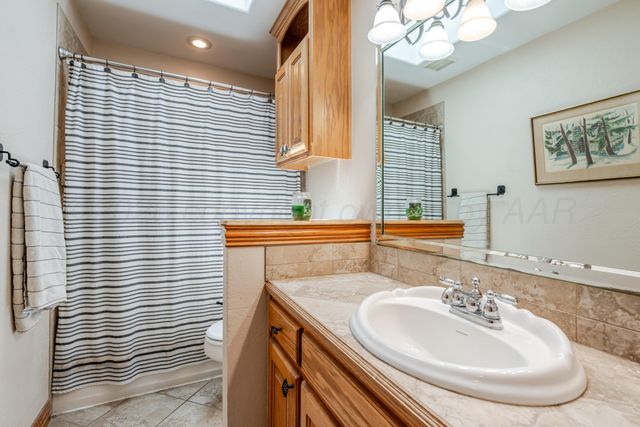 33 CANYON RIM Drive, Canyon, TX 79015