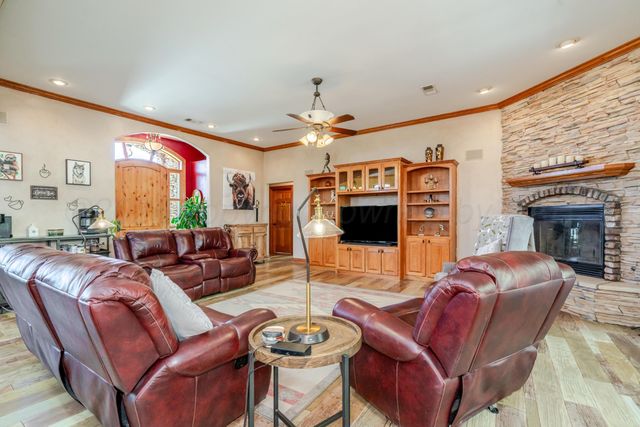 33 CANYON RIM Drive, Canyon, TX 79015