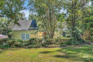 125 Volanta Avenue, Fairhope, AL 36532