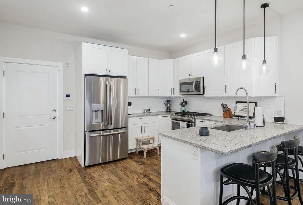 207 E ALLEN ST #2, Philadelphia, PA 19125