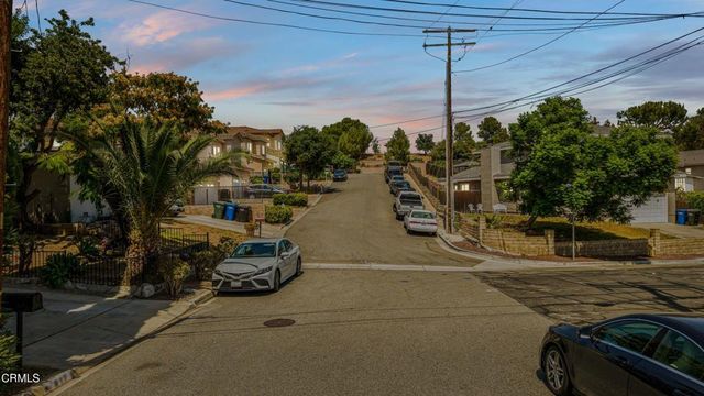 817 Benson Way, Thousand Oaks, CA 91360