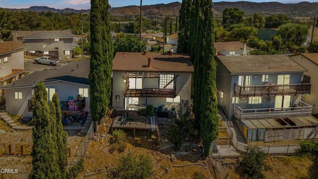 817 Benson Way, Thousand Oaks, CA 91360
