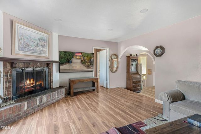 817 Benson Way, Thousand Oaks, CA 91360