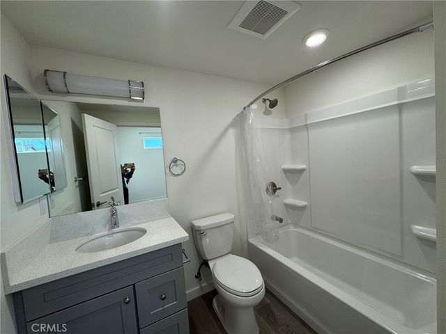 9623 Haas Avenue, Los Angeles, CA 90047