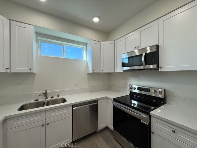 9623 Haas Avenue, Los Angeles, CA 90047