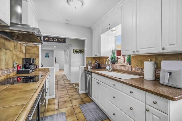 5720 24TH STREET COURT W, Bradenton, FL 34207