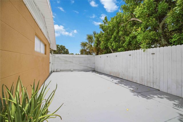 5720 24TH STREET COURT W, Bradenton, FL 34207