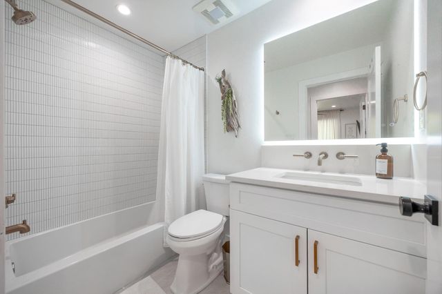 5806 Burnhill DR, Austin, TX 78745