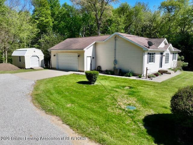 3901 Bostedor Road, Eaton Rapids, MI 48827