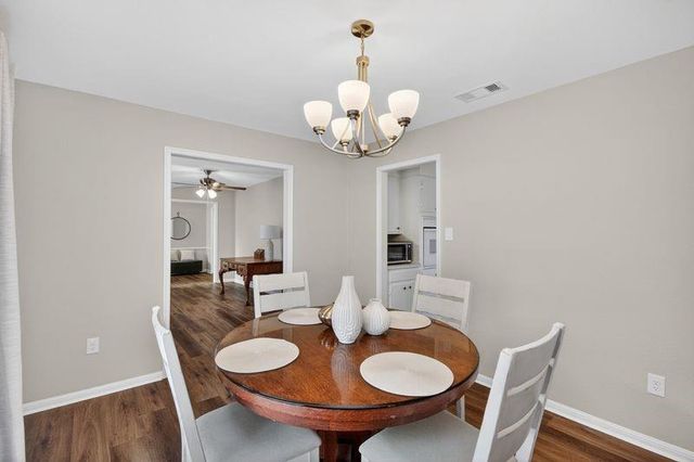 204 Nasturtium Street, Lake Jackson, TX 77566